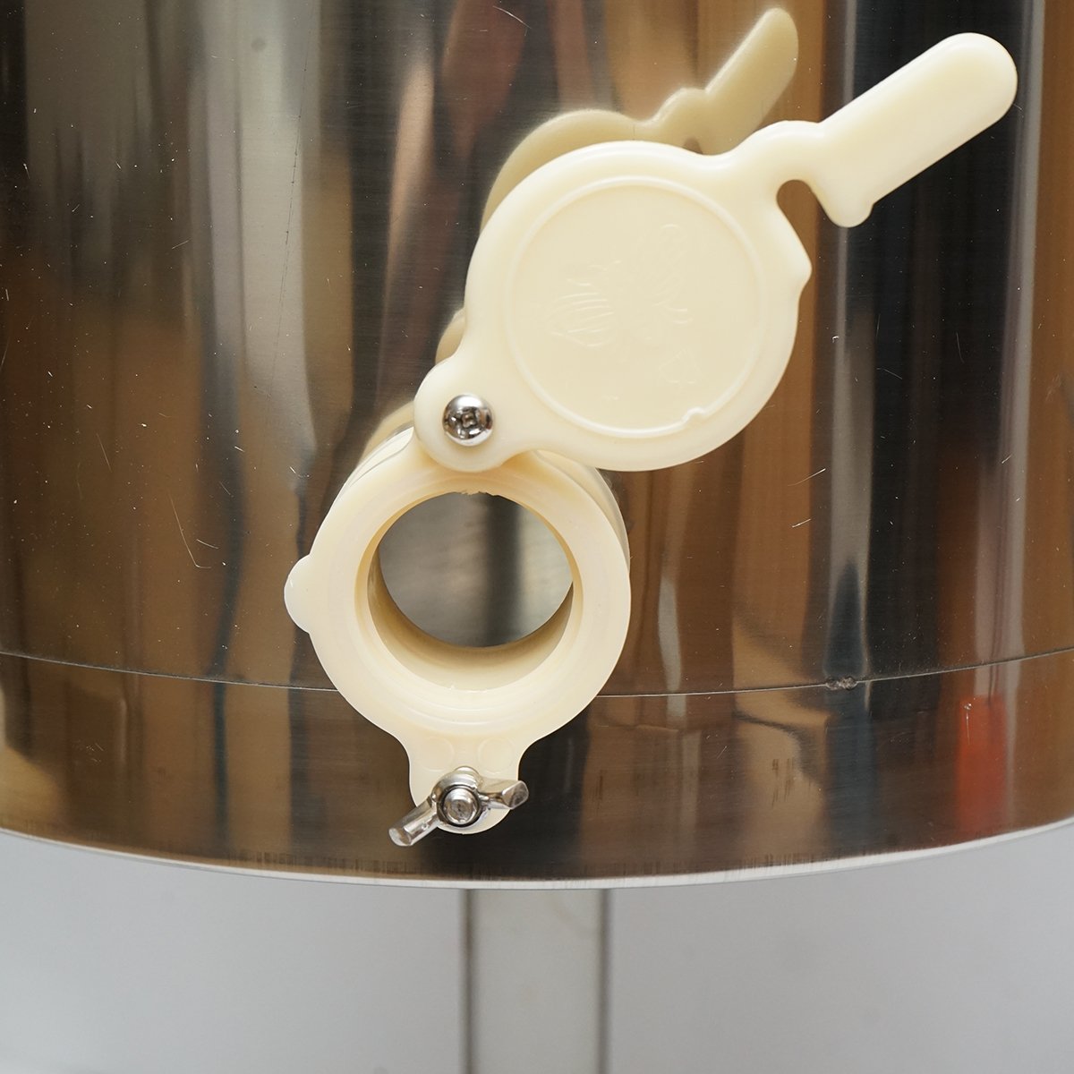 Centrifuga apicola electrica 120W 220V, extractor miere din inox cu 3 rame